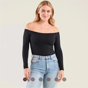 NUUDS off shoulder bodysuit